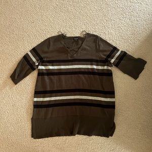 Roz & Ali 3X long sweater top.